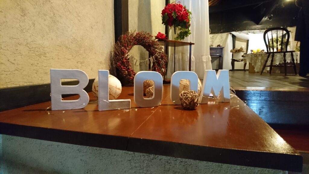 BLOOM Little Market 春鶯囀 萬屋醸造店 六斎